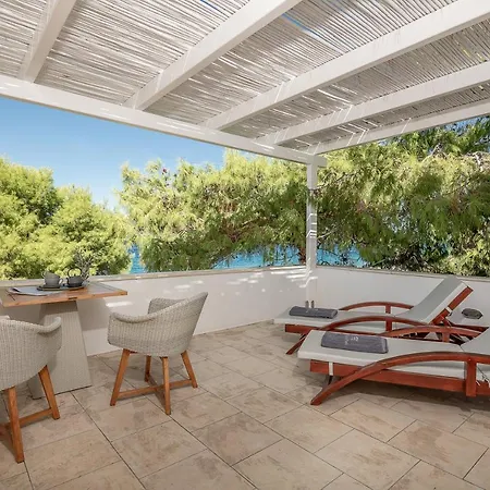 Four Seasons Hydra Luxury 4* Hidra