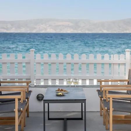 Four Seasons Hydra Luxury Hotel 4*
